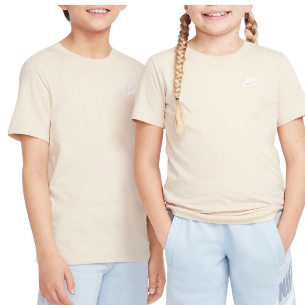 Nike Kids' Sportswear Embroidered Futura T-Shirt Tan‎ beige Size XS